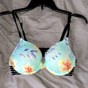 PINK Victoria’s Secret floral bra